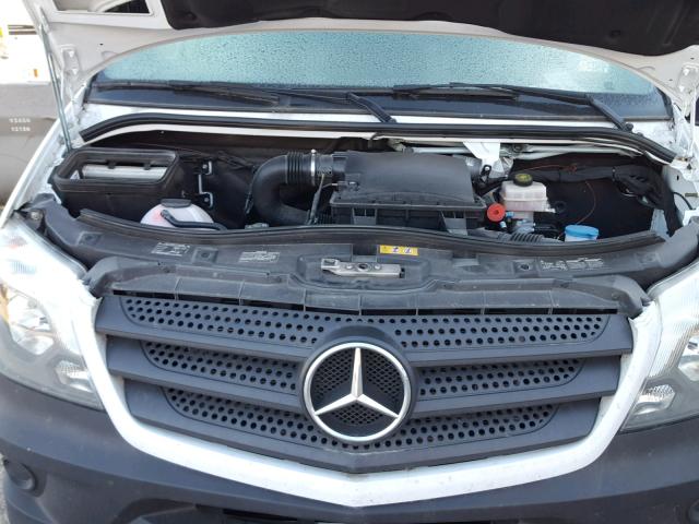 WD3PE8CD8HP564635 - 2017 MERCEDES-BENZ SPRINTER 2 WHITE photo 7