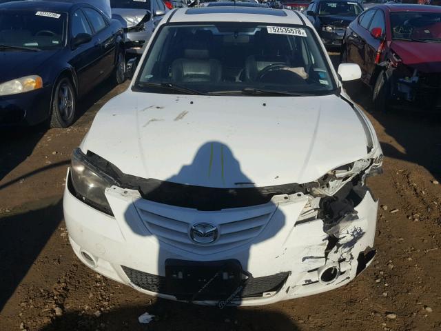 JM1BK323961403070 - 2006 MAZDA 3 S WHITE photo 9