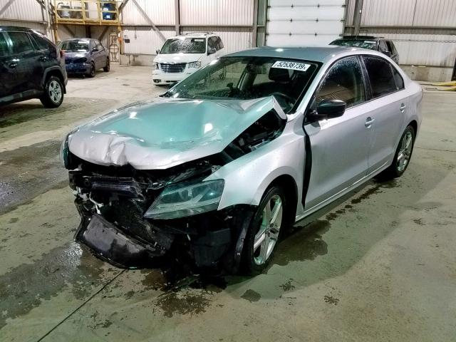 3VW1K7AJ0DM297169 - 2013 VOLKSWAGEN JETTA BASE 银色 照片 2