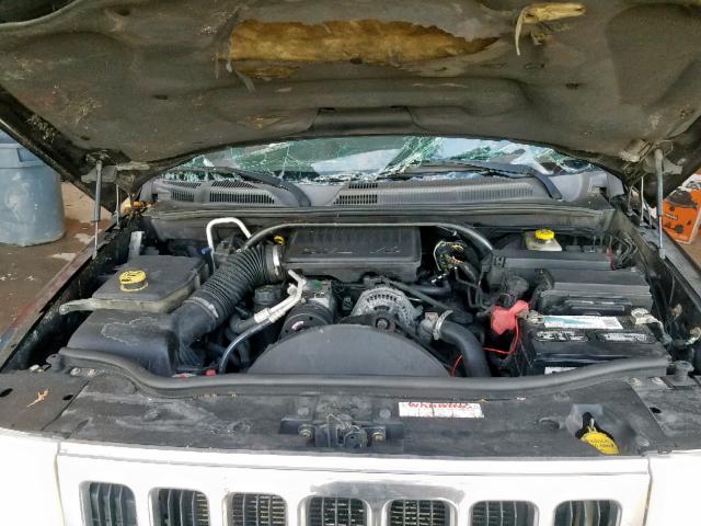 1J8HG48K66C105122 - 2006 JEEP COMMANDER შავი ფოტო 7