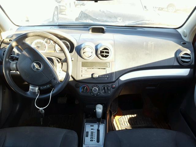 KL1TD5DE9AB102978 - 2010 CHEVROLET AVEO LS RED photo 9