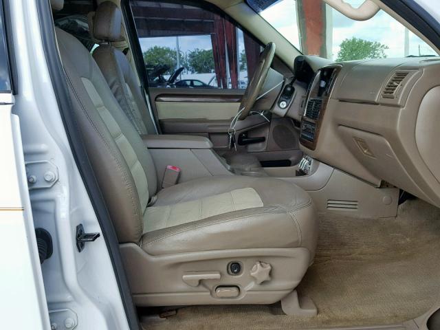 1FMZU74W74ZB02590 - 2004 FORD EXPLORER E WHITE photo 5