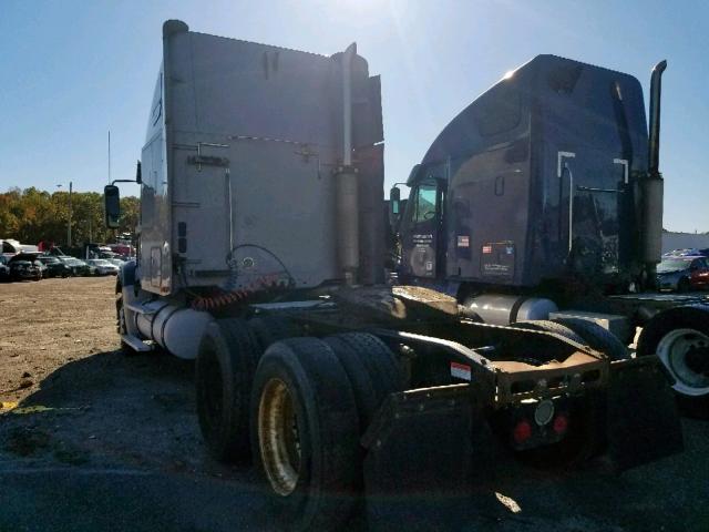 1FUJA6CK06LW20770 - 2006 FREIGHTLINER CONVENTION GRAY photo 3
