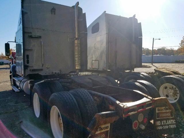 1FUJA6CK56PW20725 - 2006 FREIGHTLINER CONVENTION GRAY photo 3