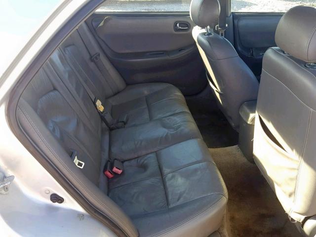 1YVGF22F1Y5117024 - 2000 MAZDA 626 ES SILVER photo 6