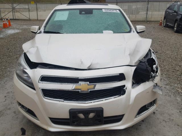 1G11E5SA7DF189668 - 2013 CHEVROLET MALIBU 2LT WHITE photo 9