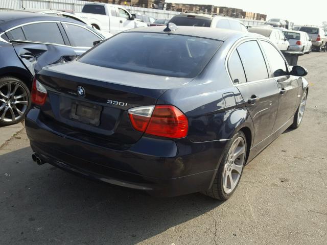 WBAVB33506KS32942 - 2006 BMW 330 I BLUE photo 4