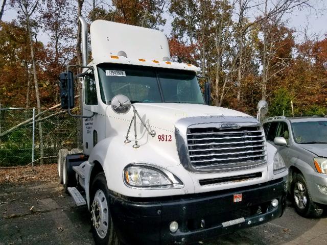 1FUJA6CK27LY09812 - 2007 FREIGHTLINER CONVENTION WHITE photo 1