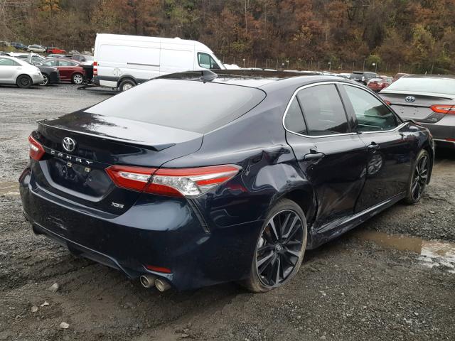4T1B61HK1JU511712 - 2018 TOYOTA CAMRY XSE BLUE photo 4