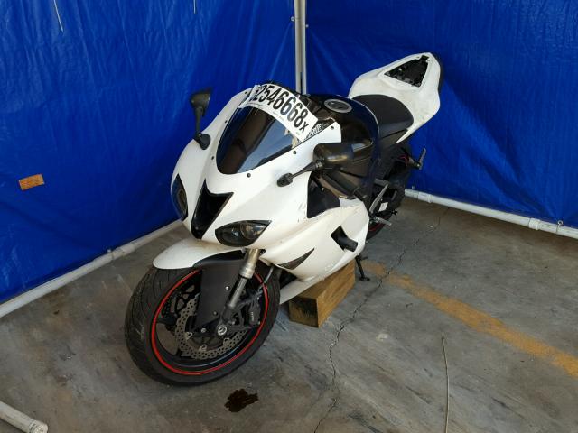 JKAZX4P177A022908 - 2007 KAWASAKI ZX600 P WHITE photo 2