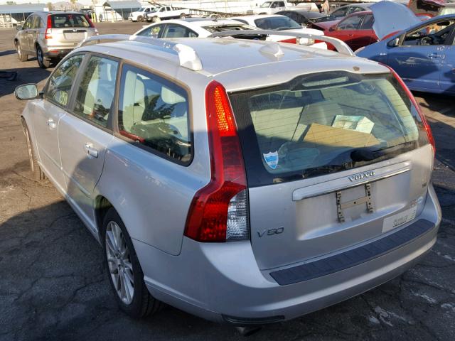 YV1MW672082392580 - 2008 VOLVO V50 T5 SILVER photo 3