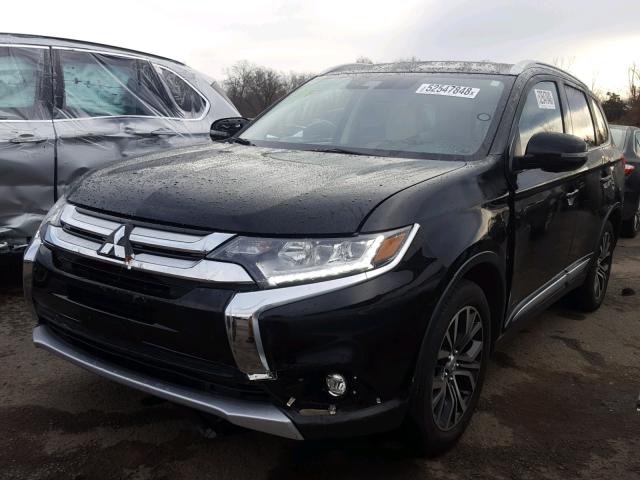 JA4AZ3A35JZ014438 - 2018 MITSUBISHI OUTLANDER BLACK photo 2