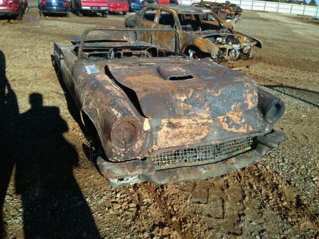 D7FH377277 - 1957 FORD T BIRD BURN photo 1