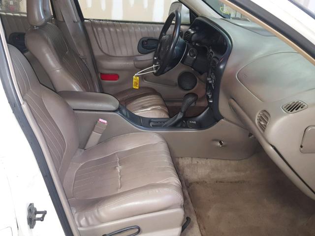 1G2WP52K92F259799 - 2002 PONTIAC GRAND PRIX WHITE photo 5