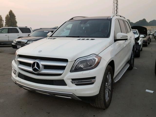 4JGDF7CE9DA241101 - 2013 MERCEDES-BENZ GL 450 4MA WHITE photo 2