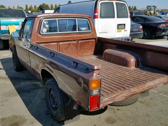 JT4RN34S3B0001829 - 1981 TOYOTA PICKUP 1/2 BROWN photo 3