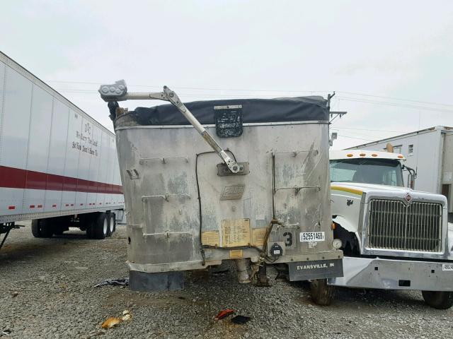 1E1F95385XRK26265 - 1999 ALLOY TRAILER TRAILER SILVER photo 2