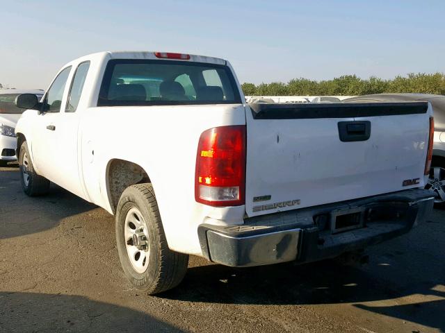 1GTR1TEA1BZ156750 - 2011 GMC SIERRA C15 WHITE photo 3