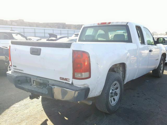 1GTR1TEA1BZ156750 - 2011 GMC SIERRA C15 WHITE photo 4