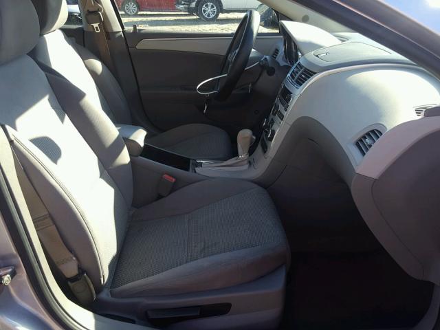 1G1ZC5EU5BF344584 - 2011 CHEVROLET MALIBU 1LT SILVER photo 5