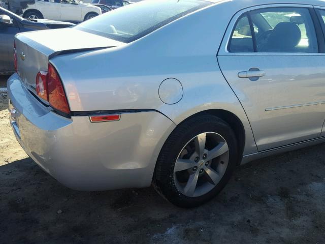 1G1ZC5EU5BF344584 - 2011 CHEVROLET MALIBU 1LT SILVER photo 9