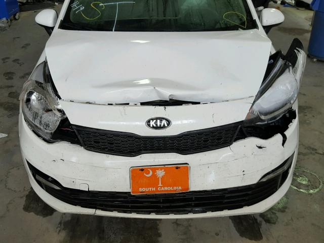 KNADM4A34H6012843 - 2017 KIA RIO LX WHITE photo 7