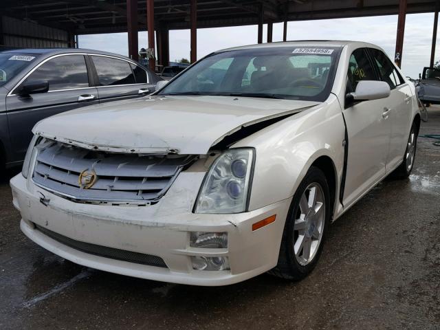 1G6DW677550188496 - 2005 CADILLAC STS WHITE photo 2