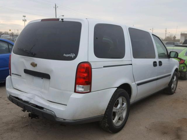 1GNDV231X7D175322 - 2007 CHEVROLET UPLANDER L WHITE photo 4