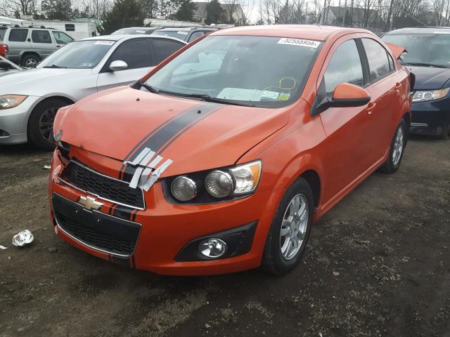1G1JA5SH8C4227492 - 2012 CHEVROLET SONIC LS 橙色 照片 2