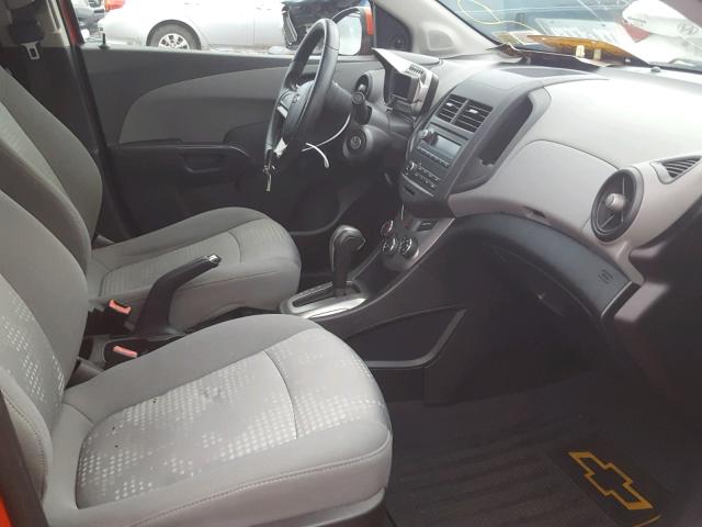 1G1JA5SH8C4227492 - 2012 CHEVROLET SONIC LS 橙色 照片 5