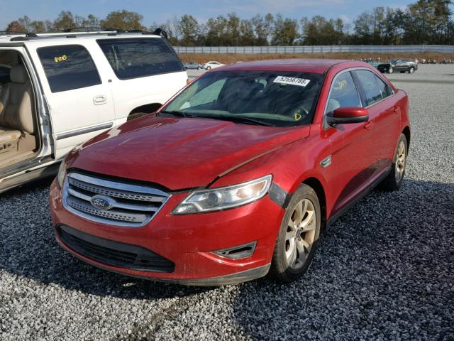 1FAHP2EW3AG126147 - 2010 FORD TAURUS SEL RED photo 2