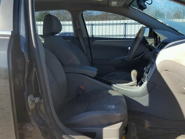 1G1ZC5EBXA4143840 - 2010 CHEVROLET MALIBU 1LT BLACK photo 5