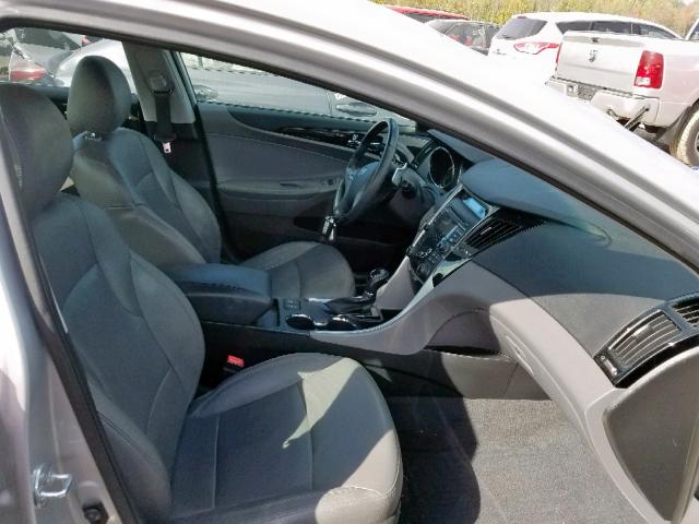 5NPEC4AB0DH519322 - 2013 HYUNDAI SONATA SE SILVER photo 5