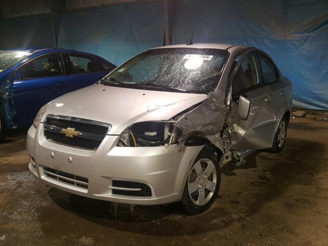KL1TD5DE9BB201155 - 2011 CHEVROLET AVEO LS SILVER photo 2