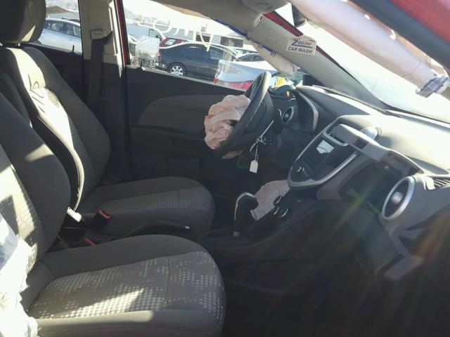 1G1JB5SG5J4112673 - 2018 CHEVROLET SONIC LS 红色 照片 5