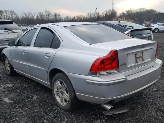 YV1RH592652465731 - 2005 VOLVO S60 2.5T SILVER photo 3