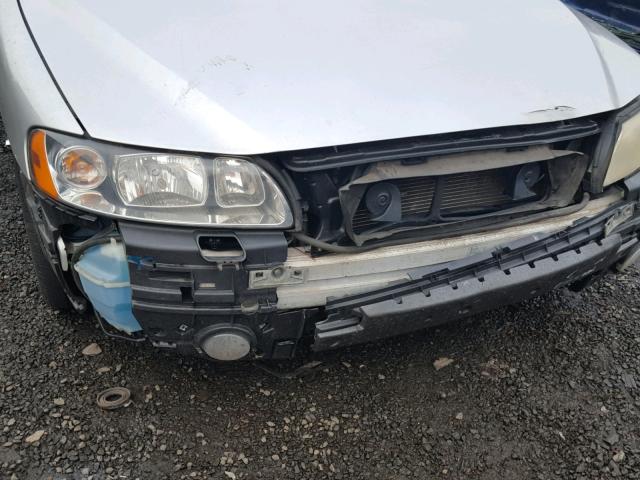 YV1RH592652465731 - 2005 VOLVO S60 2.5T SILVER photo 9