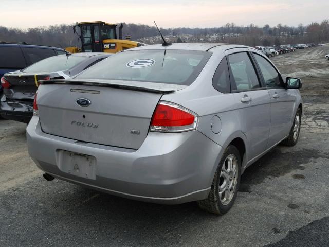 1FAHP36NX9W218191 - 2009 FORD FOCUS SES SILVER photo 4