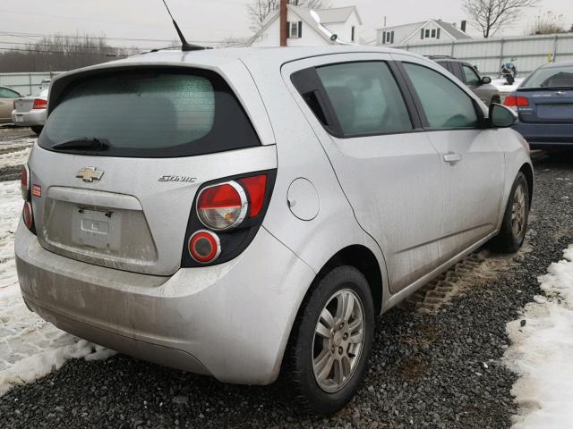 1G1JA6SH4C4100180 - 2012 CHEVROLET SONIC LS 银色 照片 4