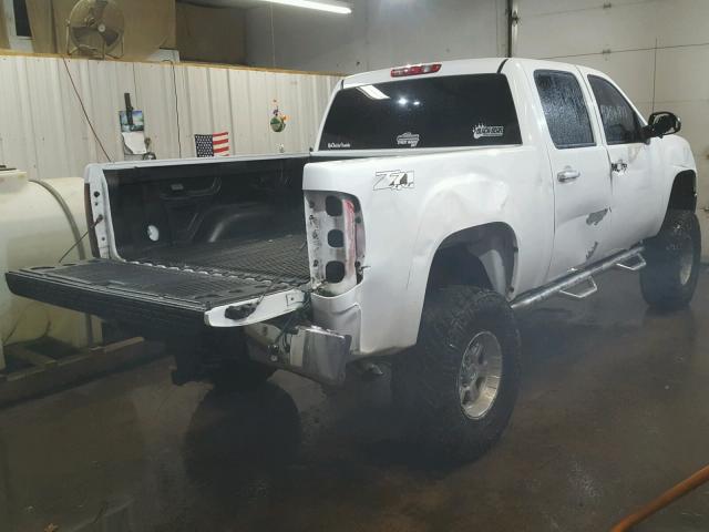 2GTEK13M771544286 - 2007 GMC NEW SIERRA WHITE photo 4