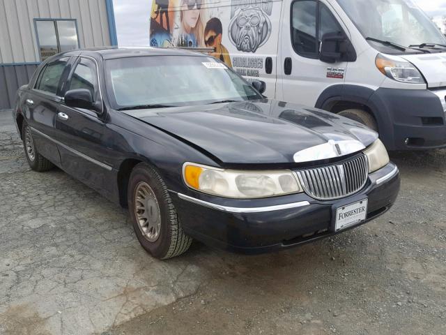 1LNHM85W41Y683581 - 2001 LINCOLN TOWN CAR C BLACK photo 1