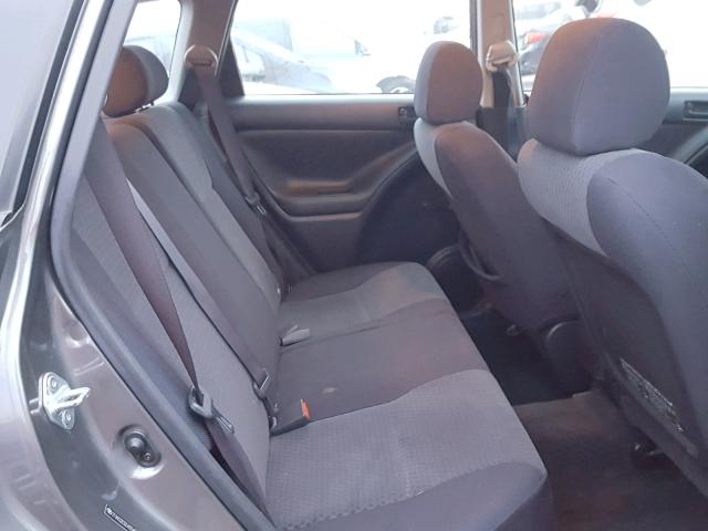 2T1KR32E55C405549 - 2005 TOYOTA MATRIX GRAY photo 6
