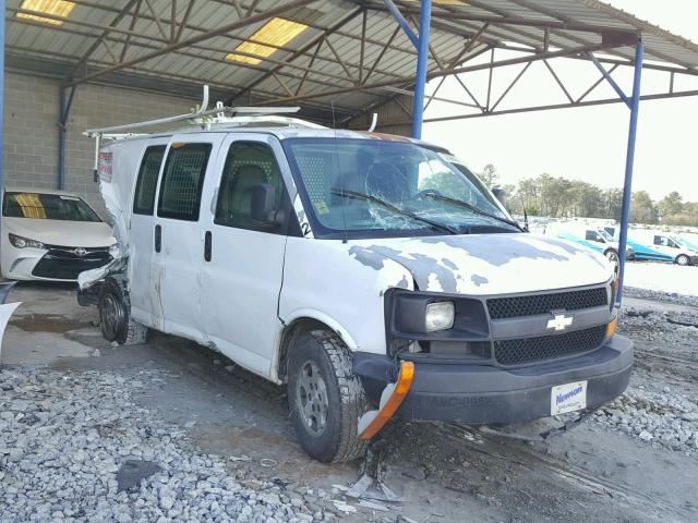 1GCFG15X561228838 - 2006 CHEVROLET EXPRESS G1 WHITE photo 1