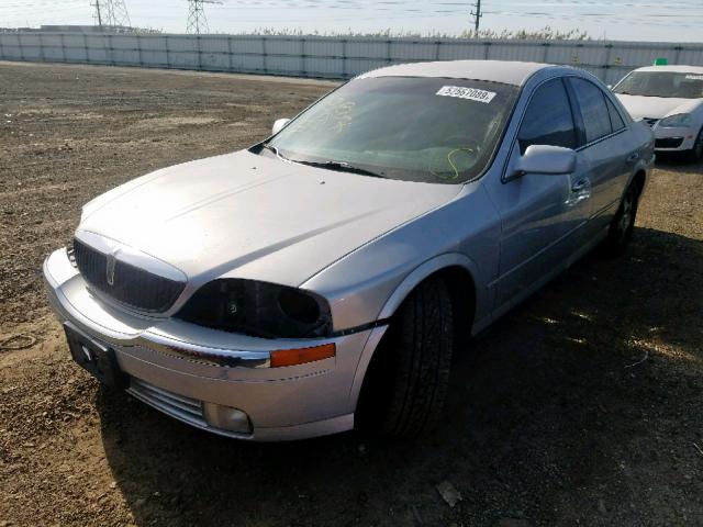 1LNHM86S4YY773173 - 2000 LINCOLN LS 银色 照片 2