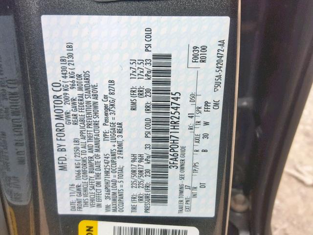 3FA6P0H71HR254745 - 2017 FORD FUSION SE GRAY photo 10