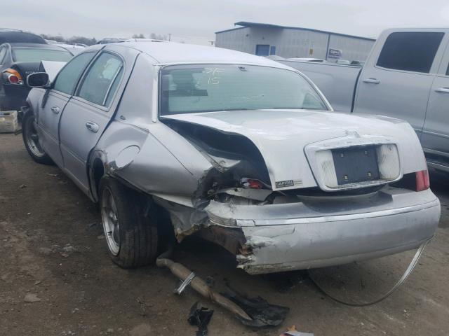 1LNFM83W3XY604484 - 1999 LINCOLN TOWN CAR C SILVER photo 3