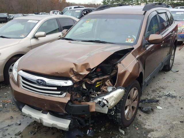 4S4BRDLC3B2322209 - 2011 SUBARU OUTBACK 3. BROWN photo 2