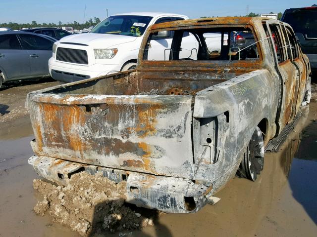 1N6AA1E59HN546254 - 2017 NISSAN TITAN SV BURN photo 4