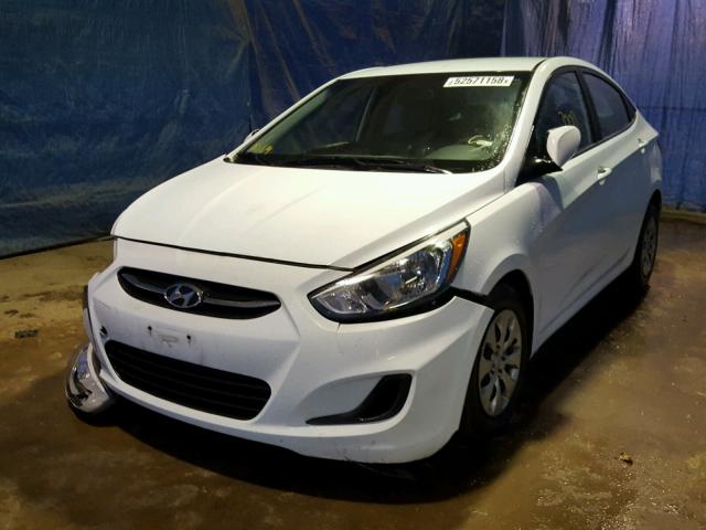 KMHCT4AE2HU292837 - 2017 HYUNDAI ACCENT SE WHITE photo 2