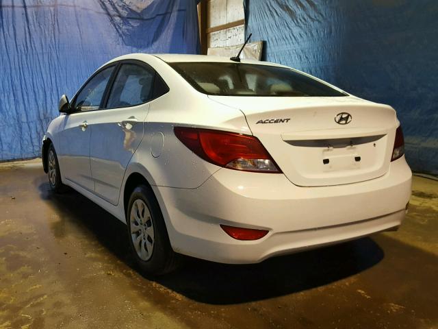 KMHCT4AE2HU292837 - 2017 HYUNDAI ACCENT SE WHITE photo 3